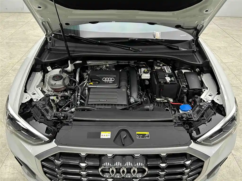 Audi Q3 2026 2023 35 TFSI Fashion Dynamic (1.4T)