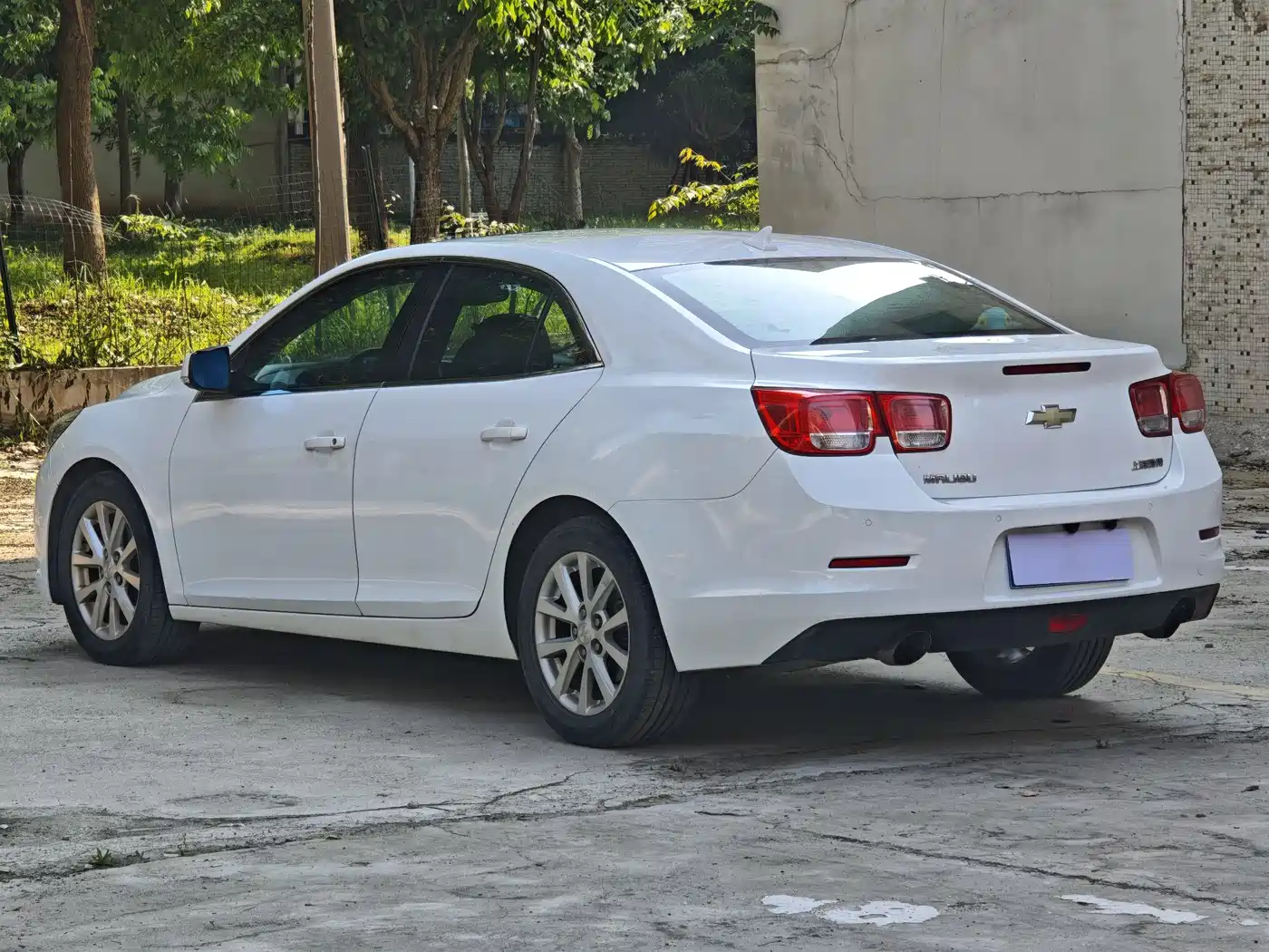 Chevrolet Malibu 2014 2.0L Automatic Luxury фото 5