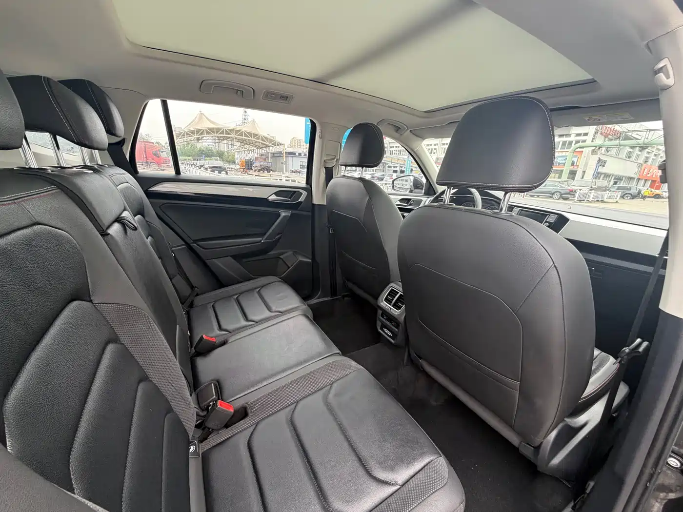 Volkswagen Tayron 2019 330TSI 2WD Luxury China VI фото 10