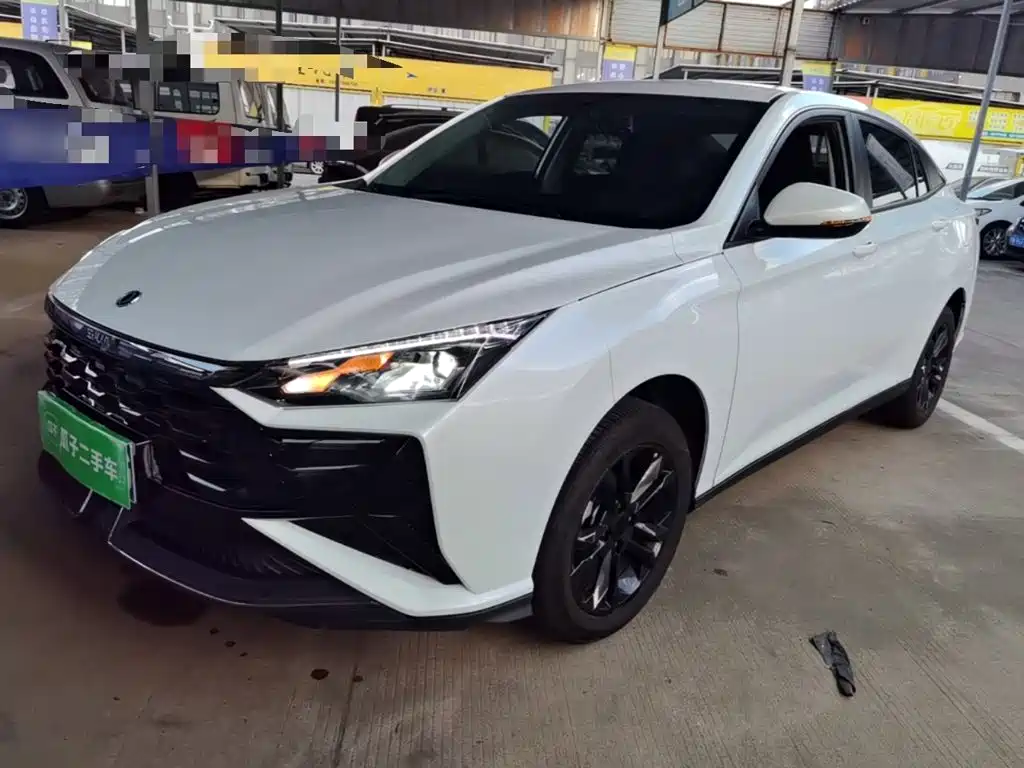 Dongfeng Aeolus Yixuan 2025 — пригон из Китая