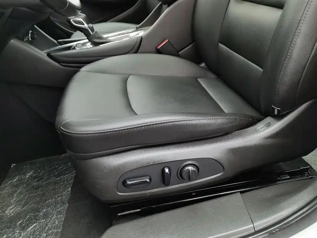 CHEVROLET MAI RUIBAO XL