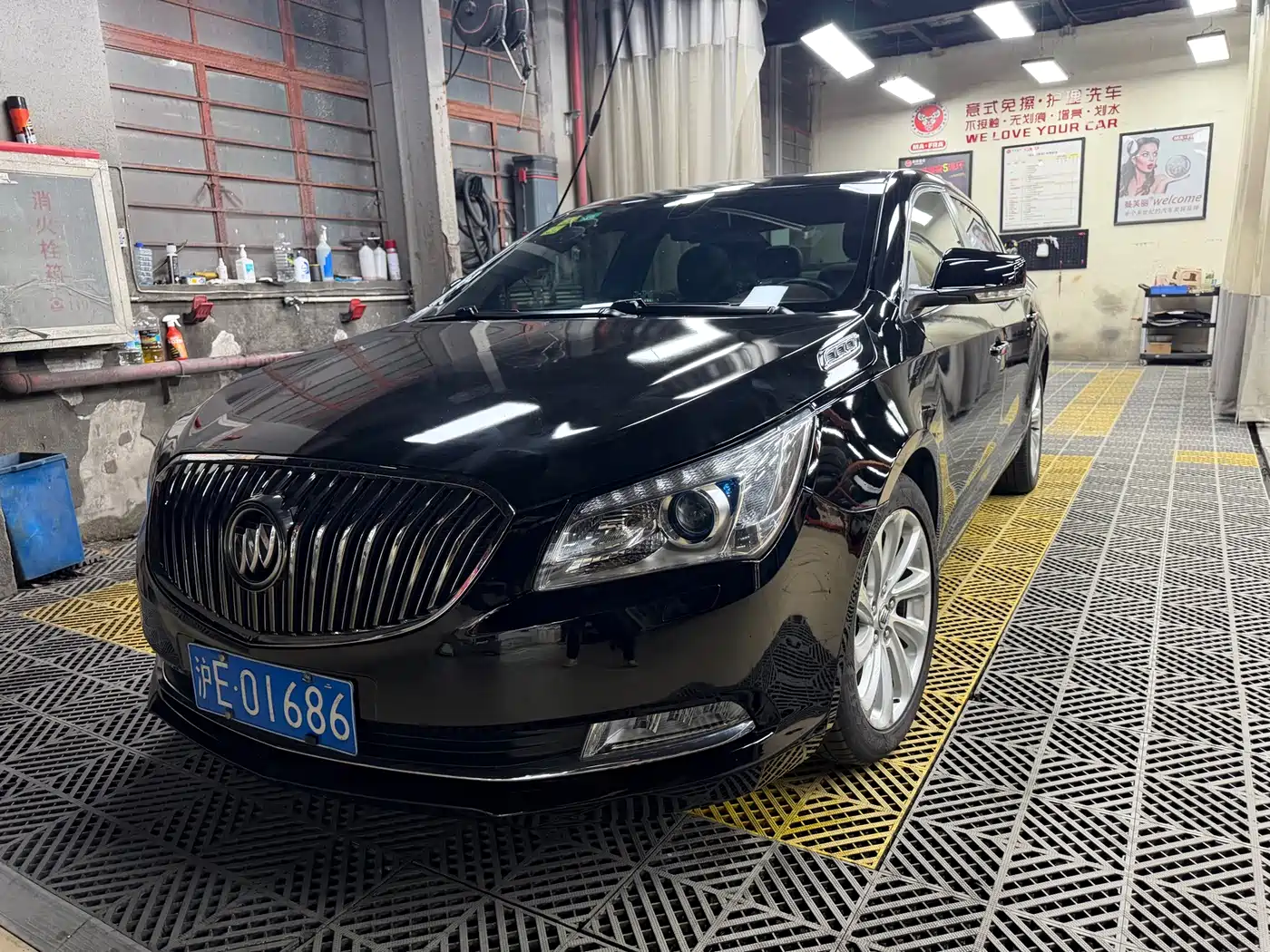 Buick LaCrosse 2013 2013 2.4L SIDI Luxury Comfort