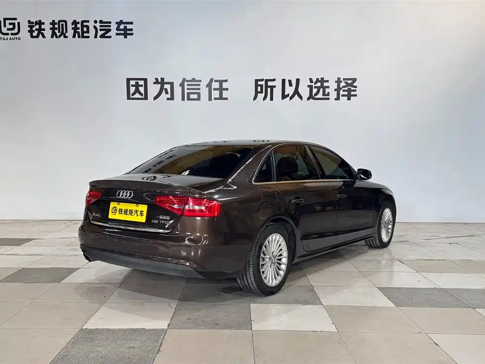 Audi A4L 2015 35 TFSI Auto Comfort фото 4
