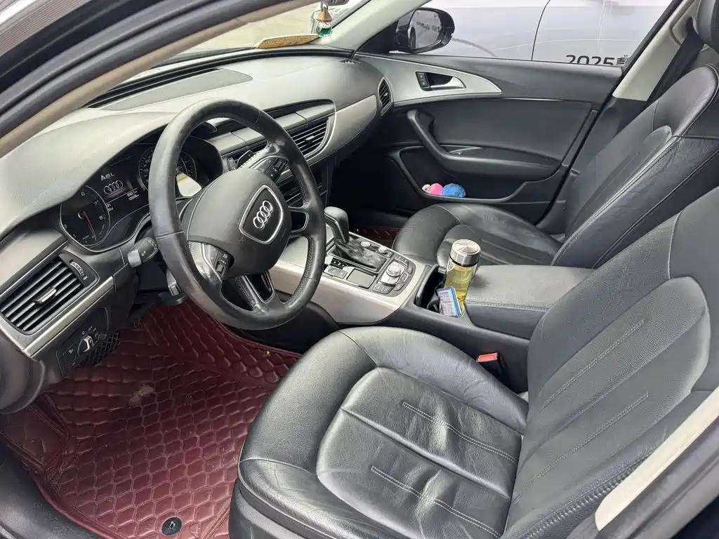 Фото 2 - Audi A6L