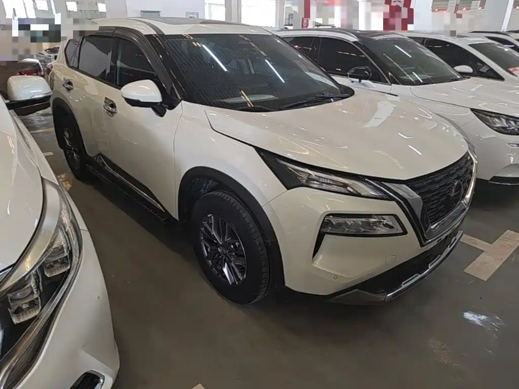 Фото 4 - Nissan X-Trail