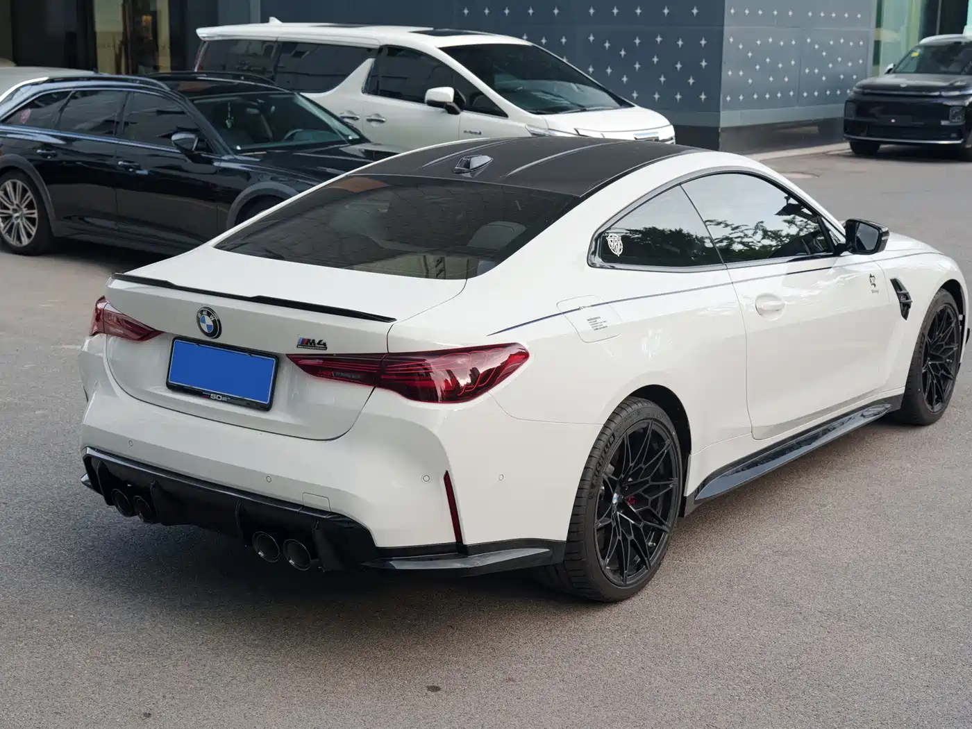 BMW M4 2025 2024 BMW M4 Coupe M xDrive Competition