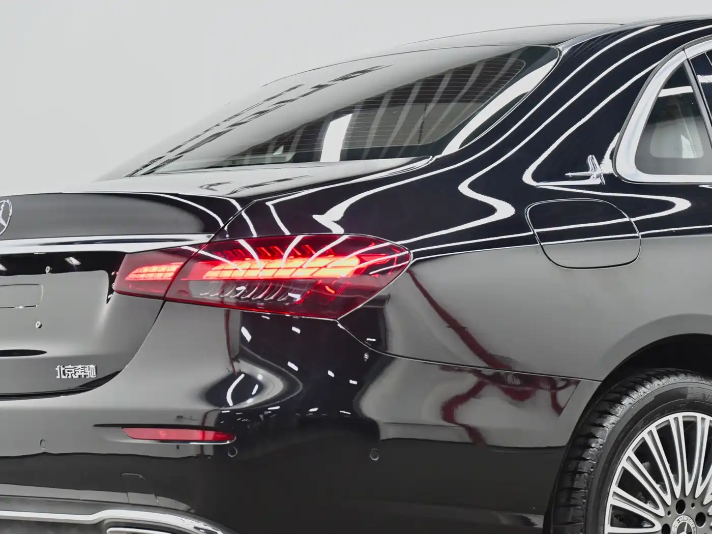 Mercedes-Benz E-Class 2022 Facelift E 300 L Luxury Style фото 37