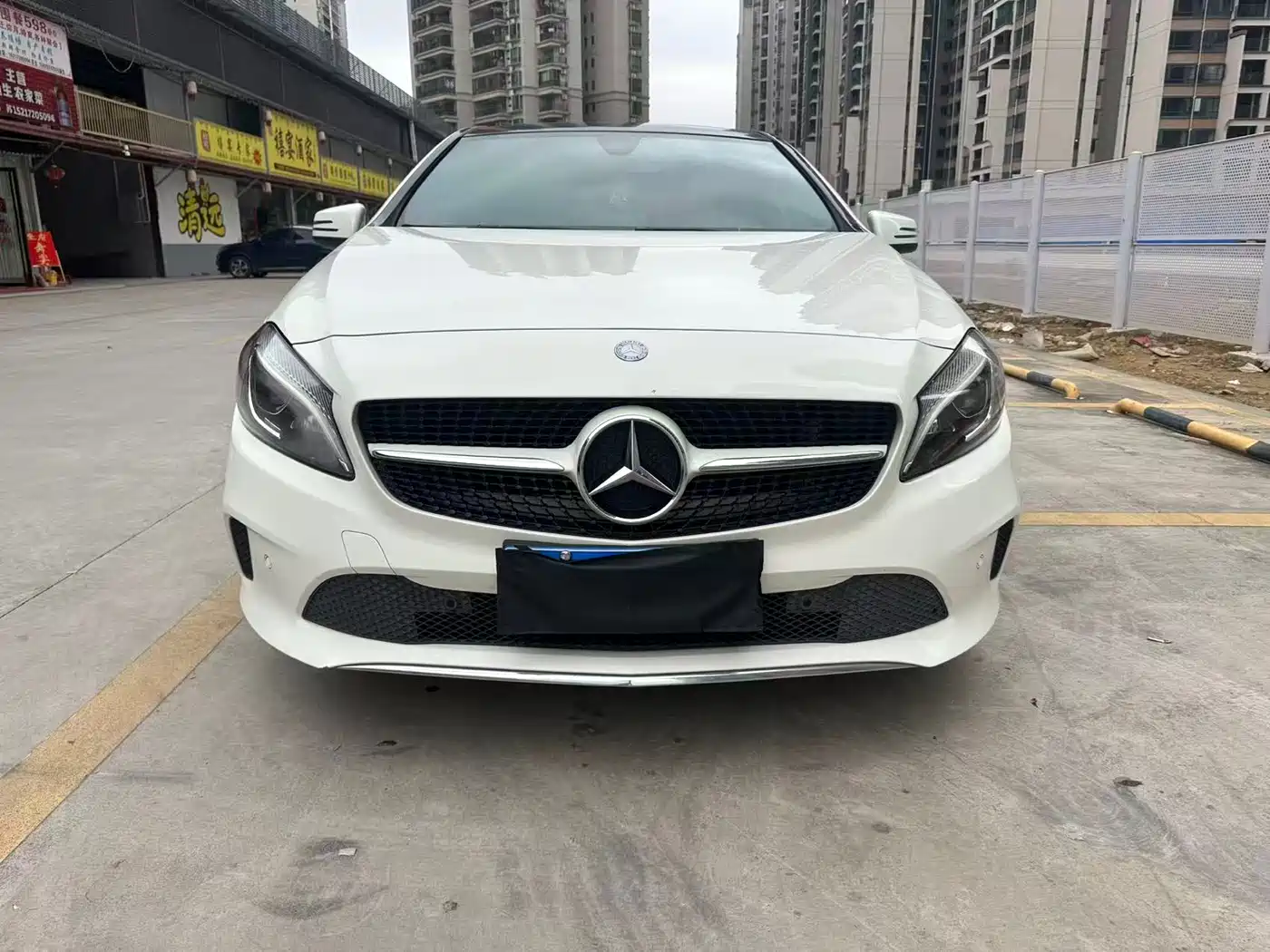 Mercedes-Benz A-Class (Import) 2016 A 200 Dynamic фото 2