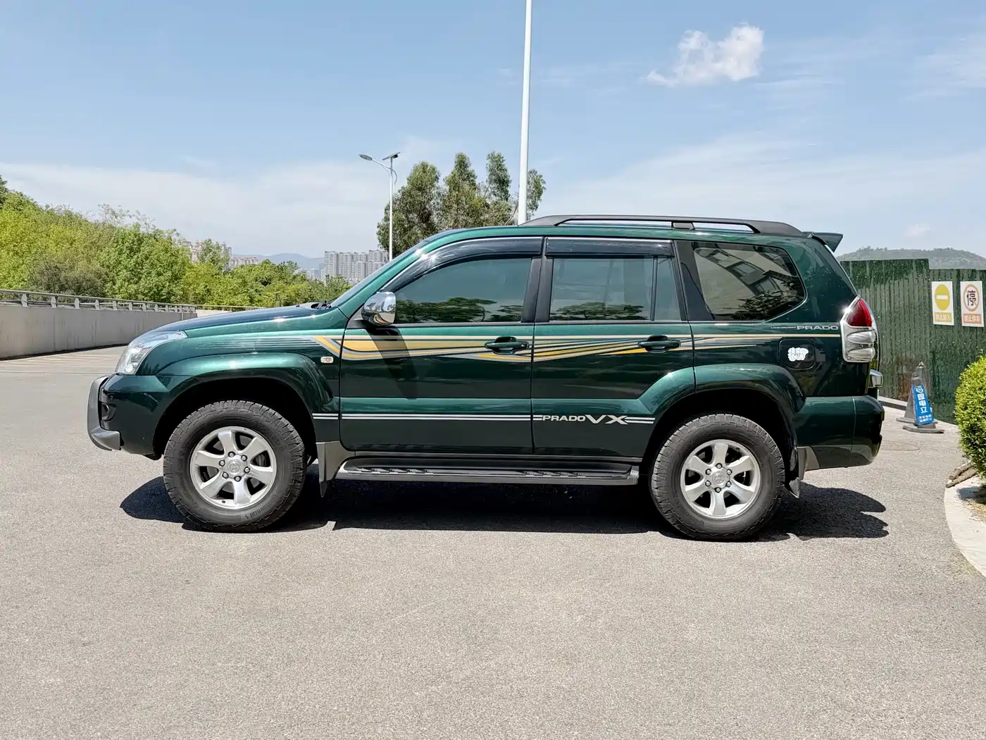 Toyota Prado (Import) 2004 VX 4.0 фото 4
