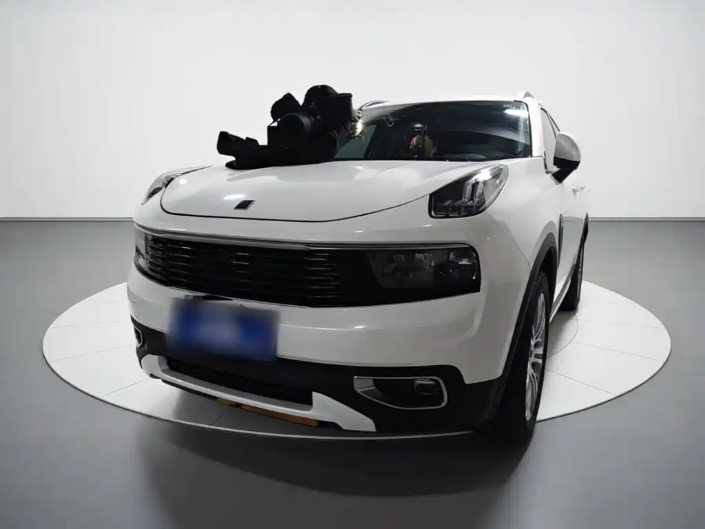 Lynk & Co 01 2019 — пригон из Китая