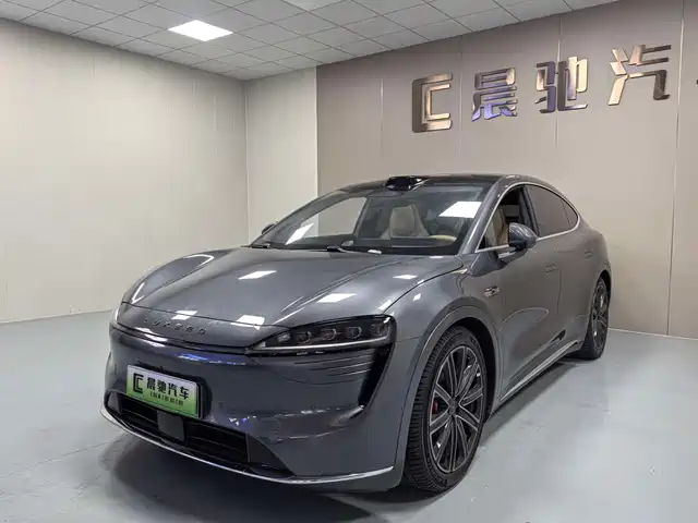 Zhijie Luxeed R7 2025 Extended Range 331km Ultra