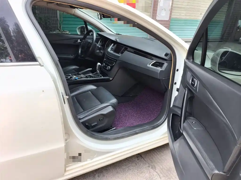 Peugeot 508 2012 2.0L Automatic Smart Edition фото 17