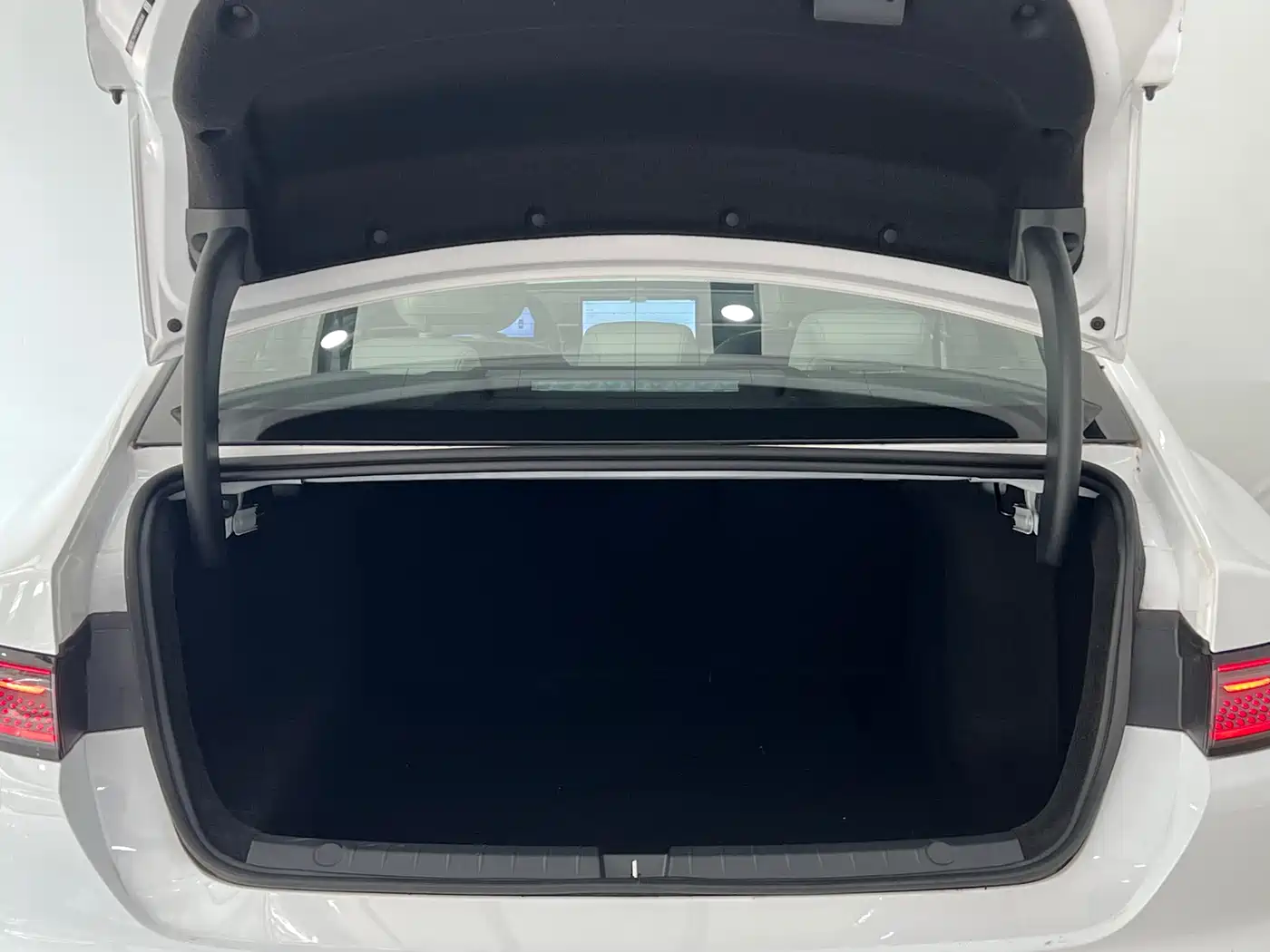 BYD Hai Bao 05 DM-i 2025 DM-i Smart Driving Edition 120KM Flagship фото 7