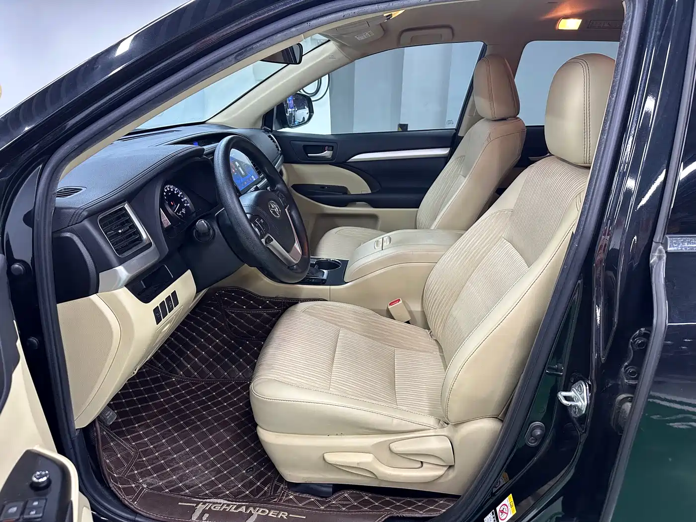Toyota Highlander 2021 2.0T AWD Elite 7-Seater фото 8