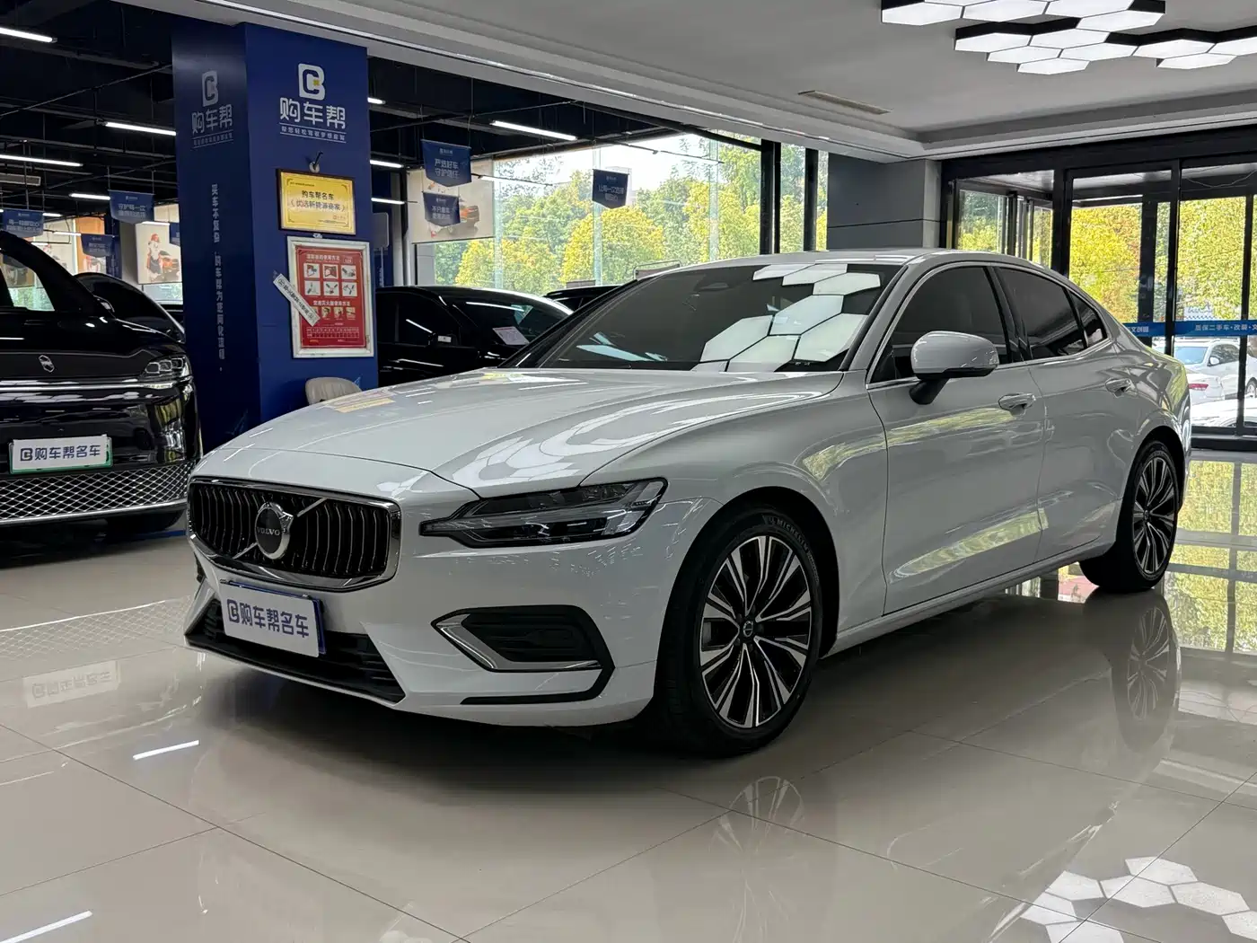 Volvo S60 2023 2023 B4 Smart Vision Luxury Edition