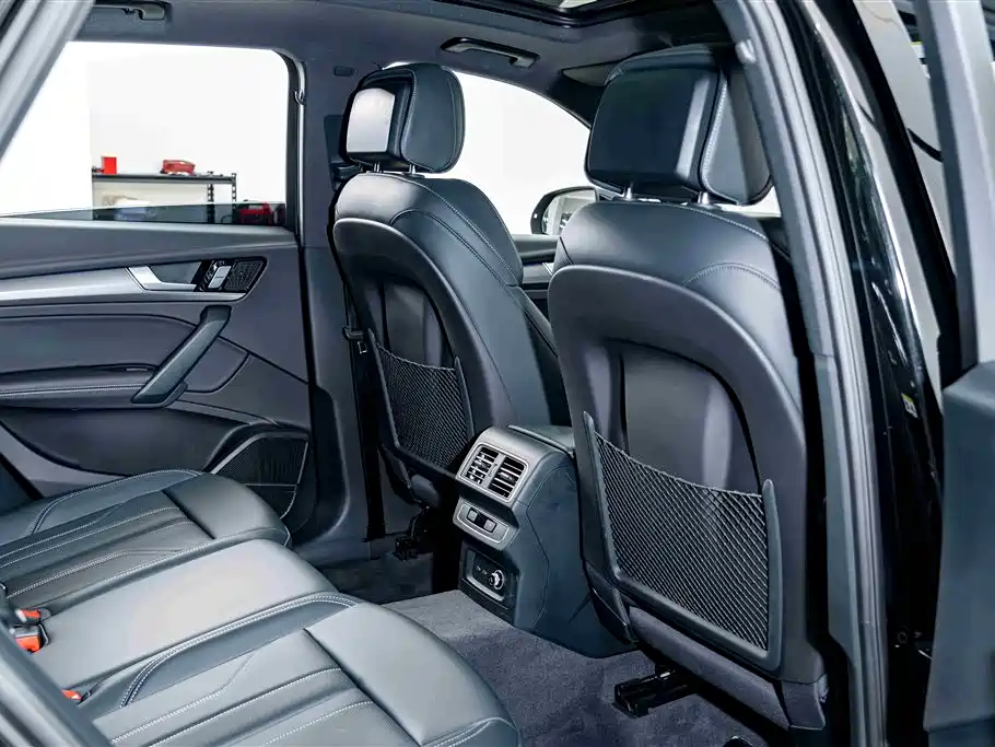 Audi Q5L 2025 45 TFSI Luxury Dynamic фото 22
