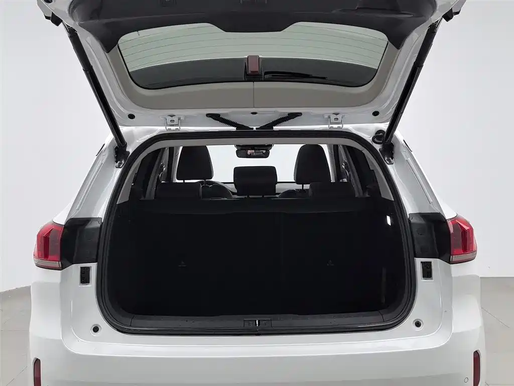 WEI PAI WEI BRAND VV6