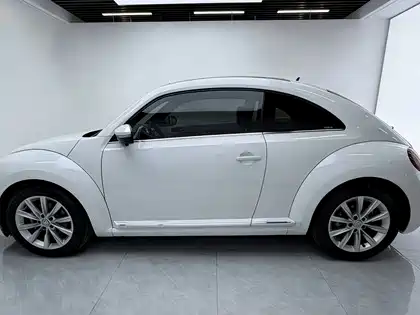 Volkswagen Beetle 2017 180TSI Style фото 8