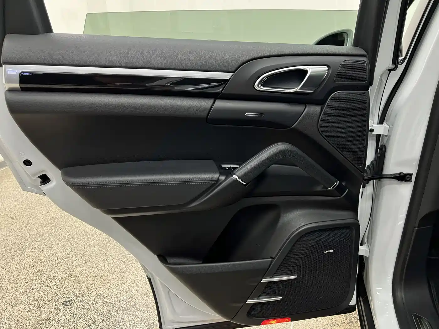 Porsche Cayenne 2016 Cayenne Platinum Edition 3.0T фото 20