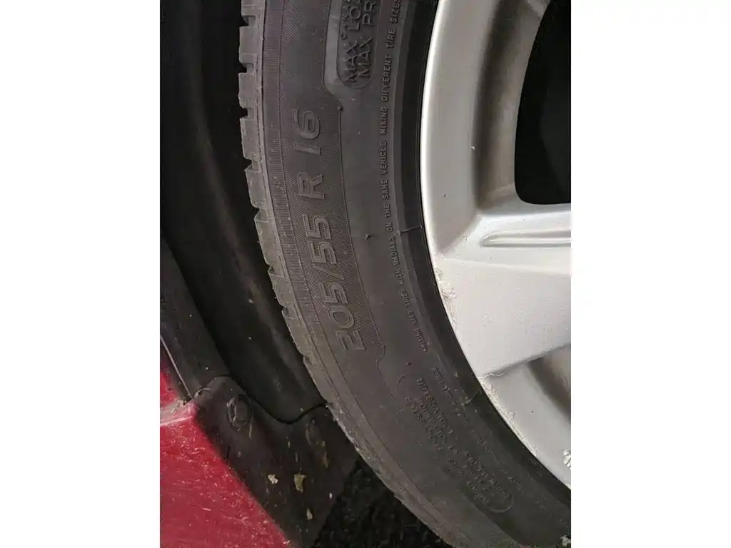 Mazda Mazda3 (Import) 2010 2010 Hatchback 2.0 Automatic Luxury