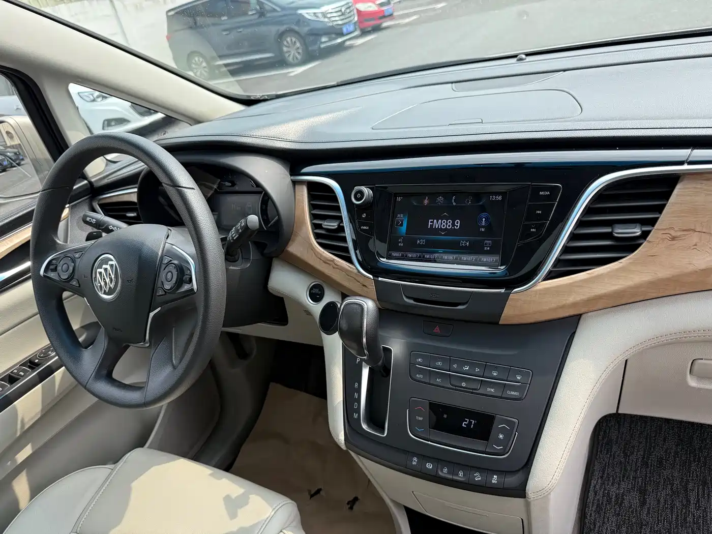 Buick GL8 2018 ES 28T Comfort Type China VI фото 14