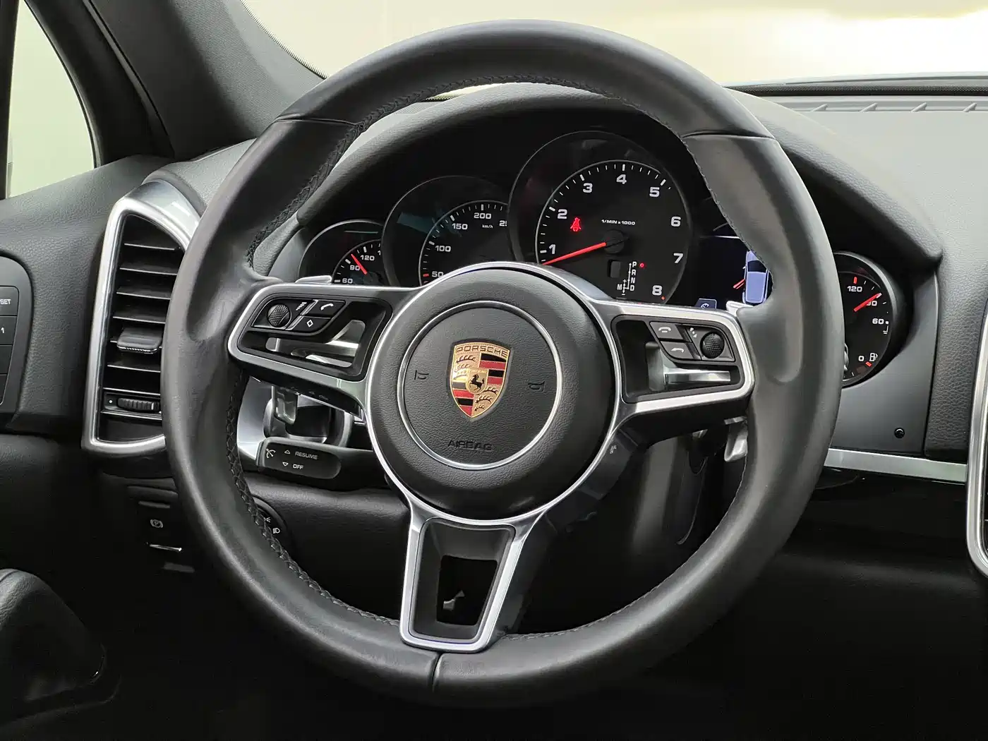 Porsche Cayenne 2016 Cayenne Platinum Edition 3.0T фото 22