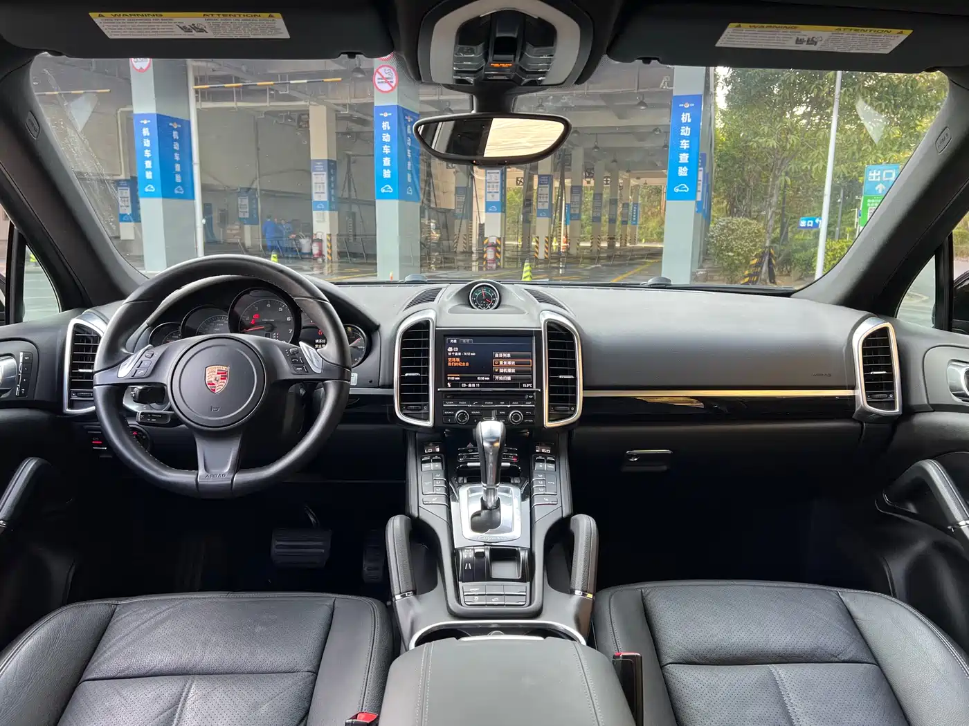Porsche Cayenne фото 19