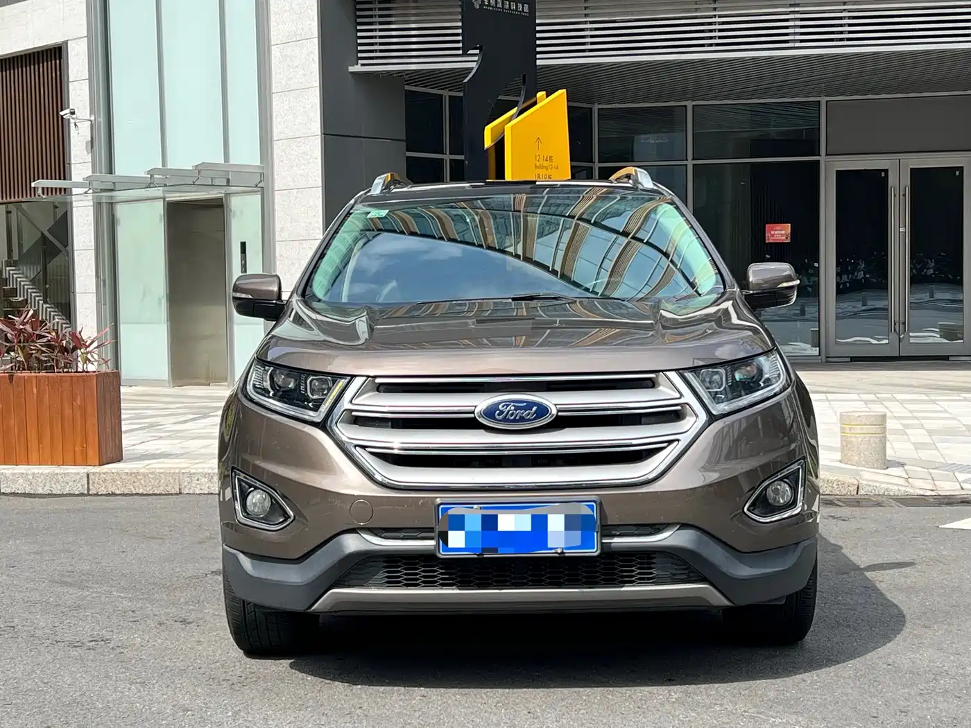 Фото 2 - Ford Edge