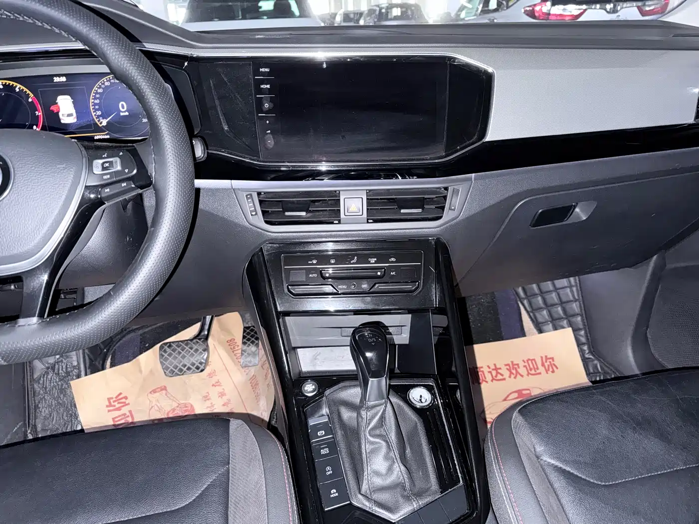 Volkswagen Tayron 2022 330TSI 2WD Luxury Smart Connect Plus фото 14