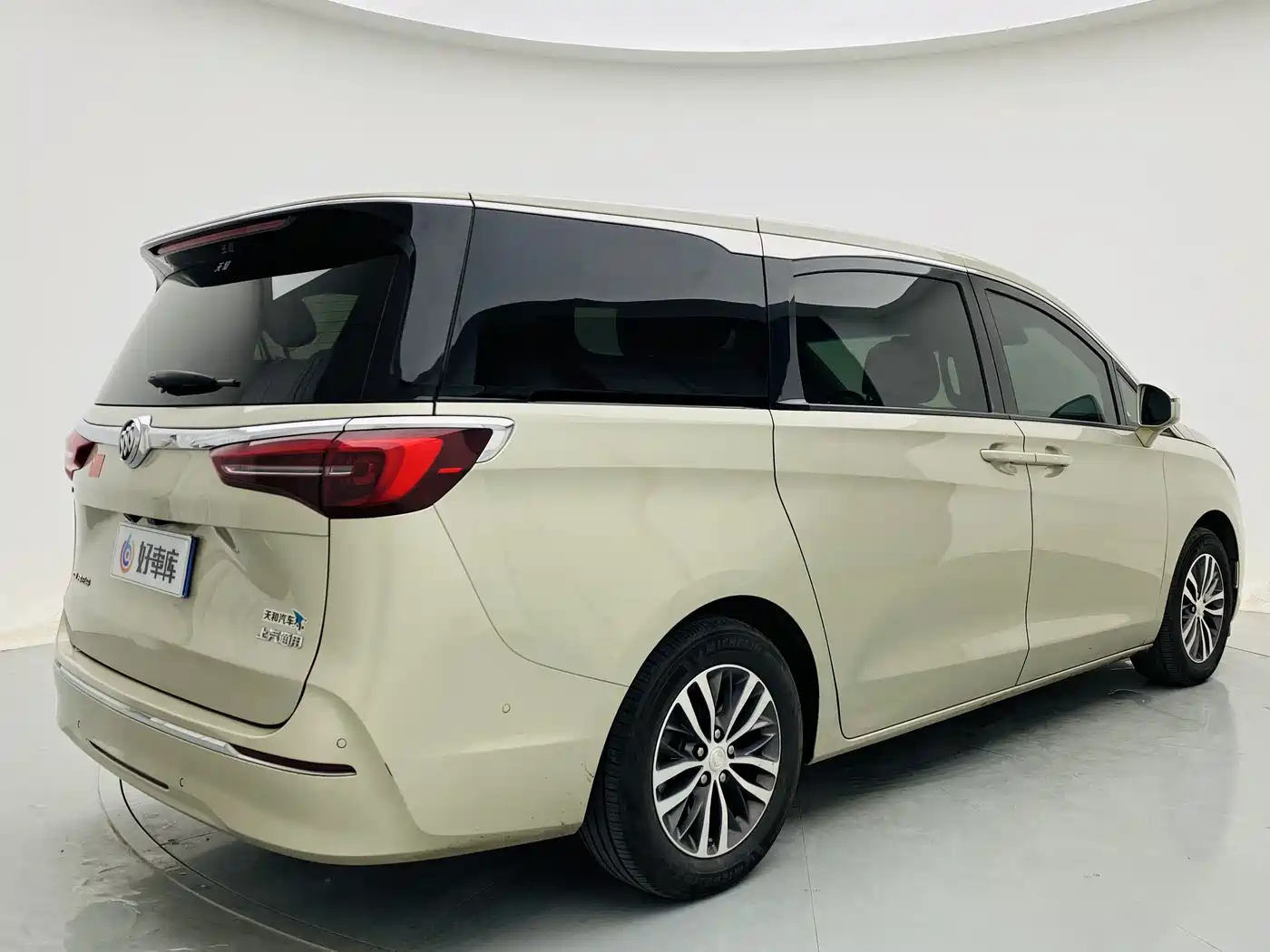 BUICK GL8