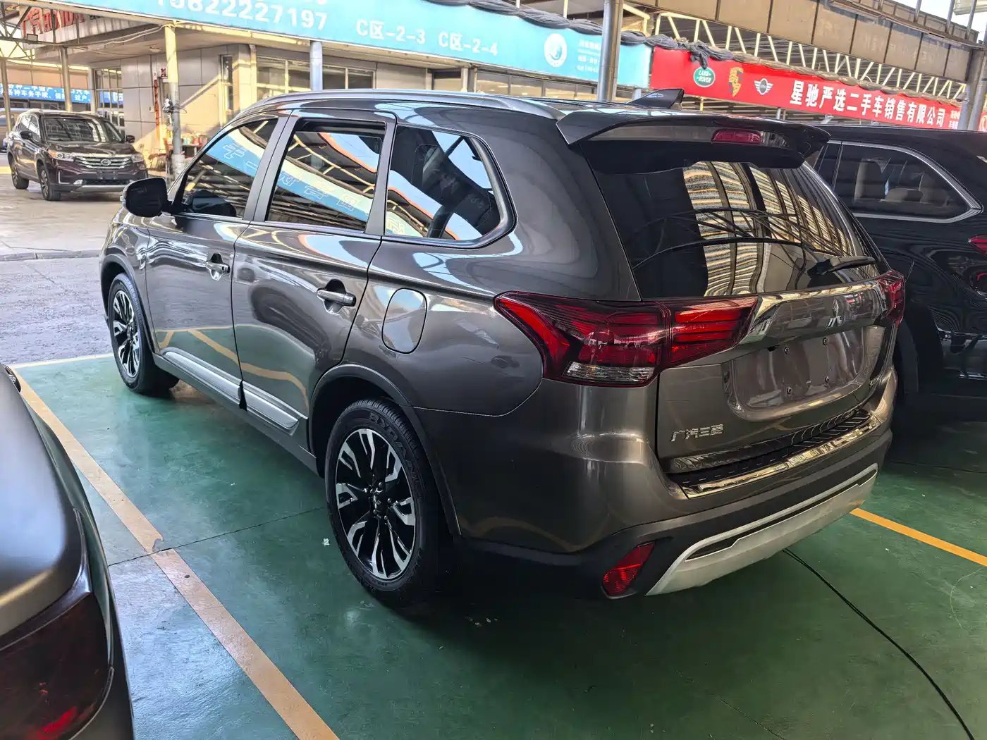 Mitsubishi Outlander 2019 2.0L 2WD Enjoy 5-Seater China VI фото 6