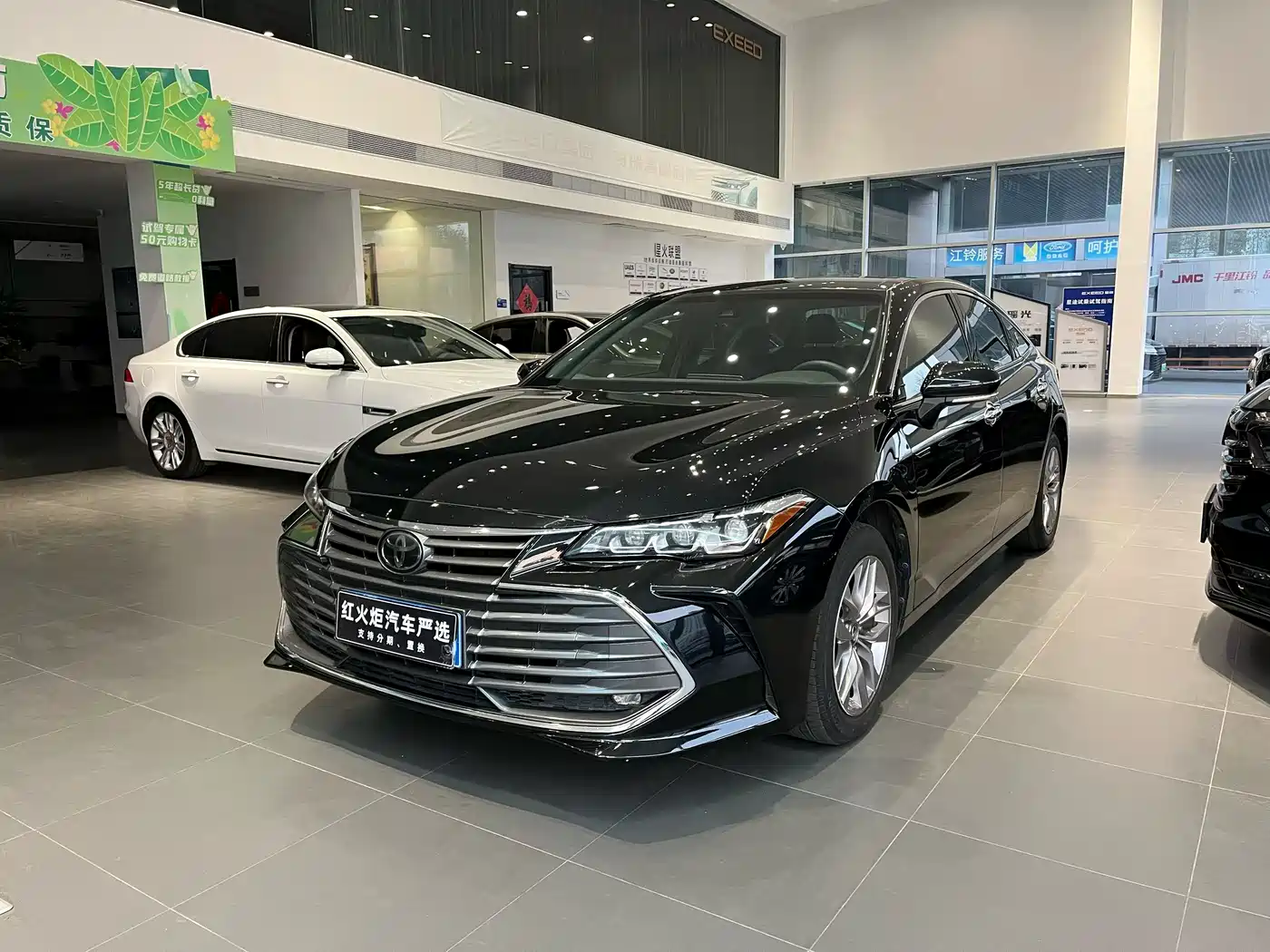 Toyota Avalon 2021 2.5L Luxury Edition фото 3