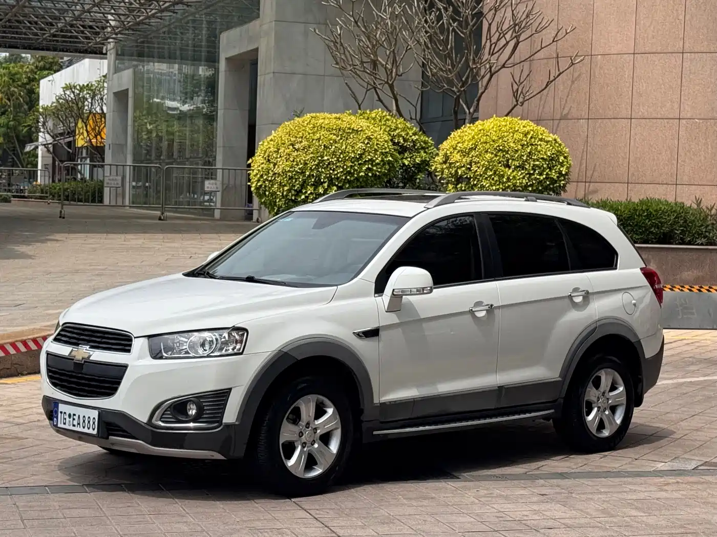 Chevrolet Captiva 2015 2.4L 2WD Urban Edition 7-seater