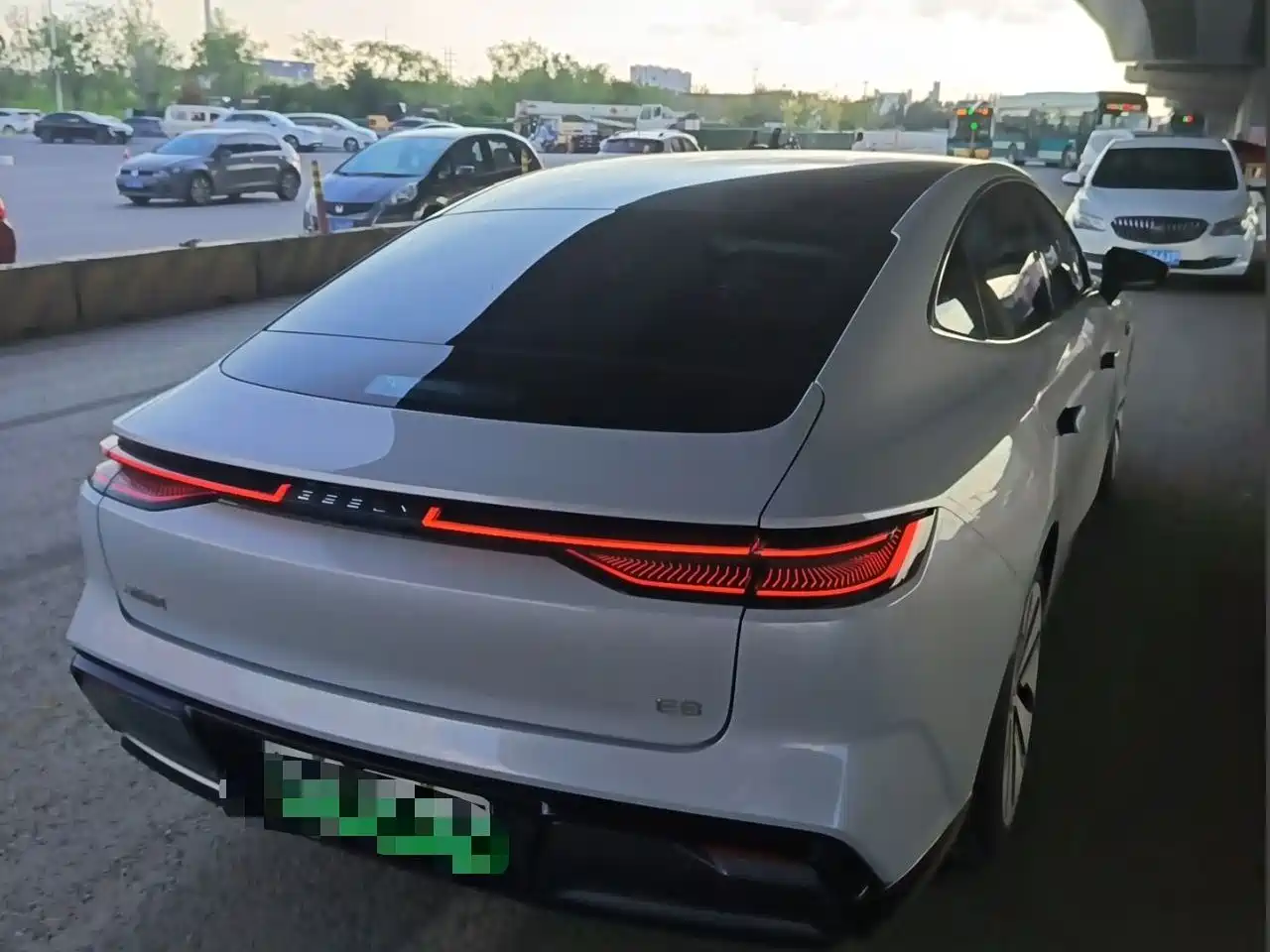 Geely Galaxy Galaxy E8 2025 2024 550km RWD MAX