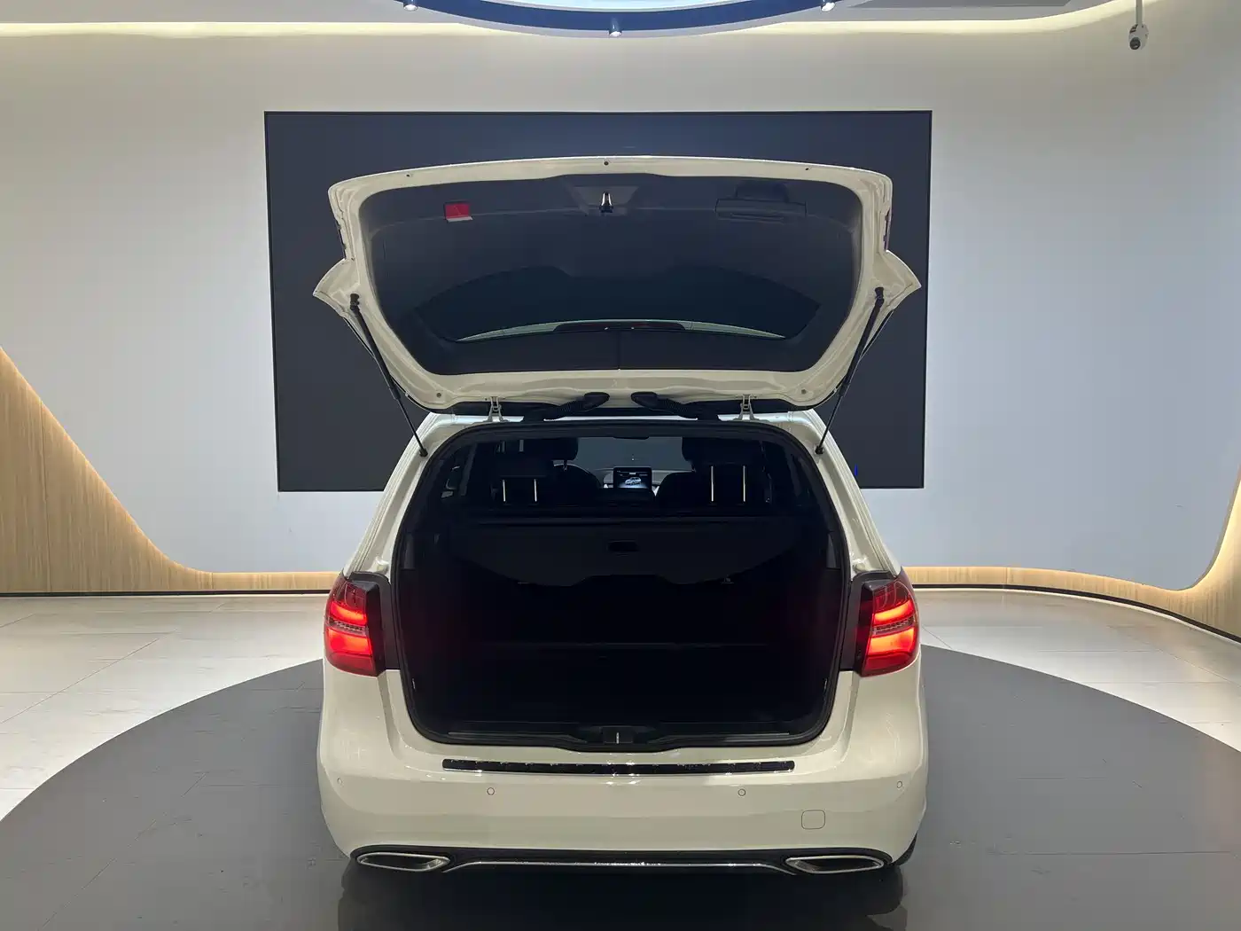 MERCEDES-BENZ B CLASS