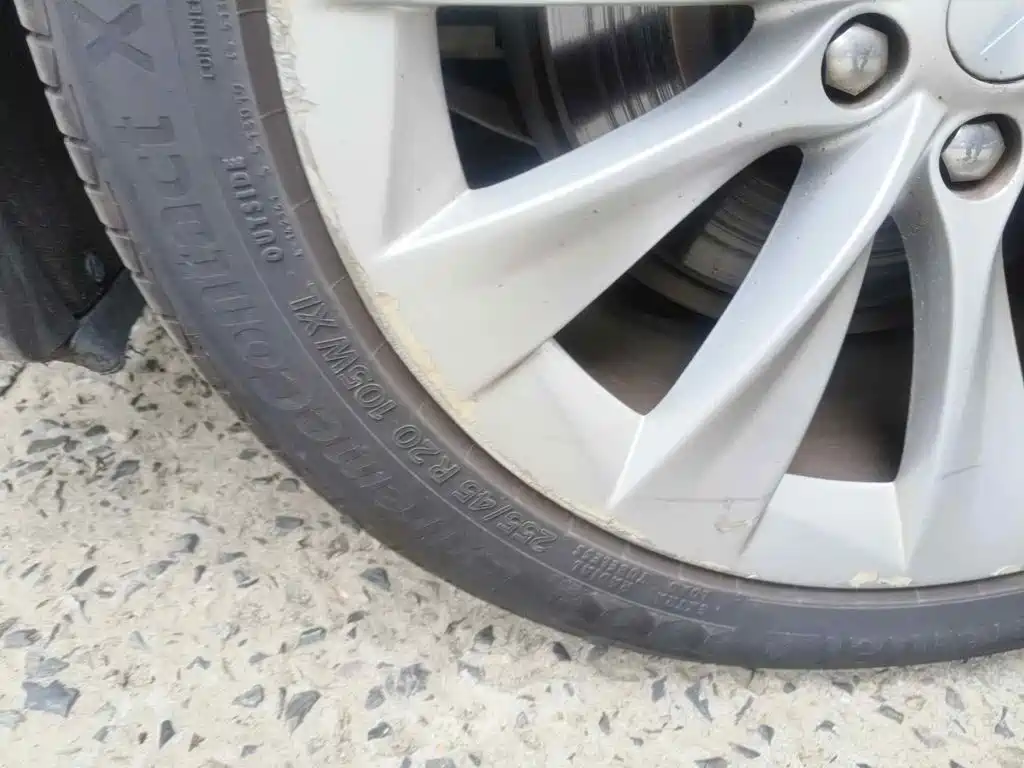 Photo 7 - Tesla Model X