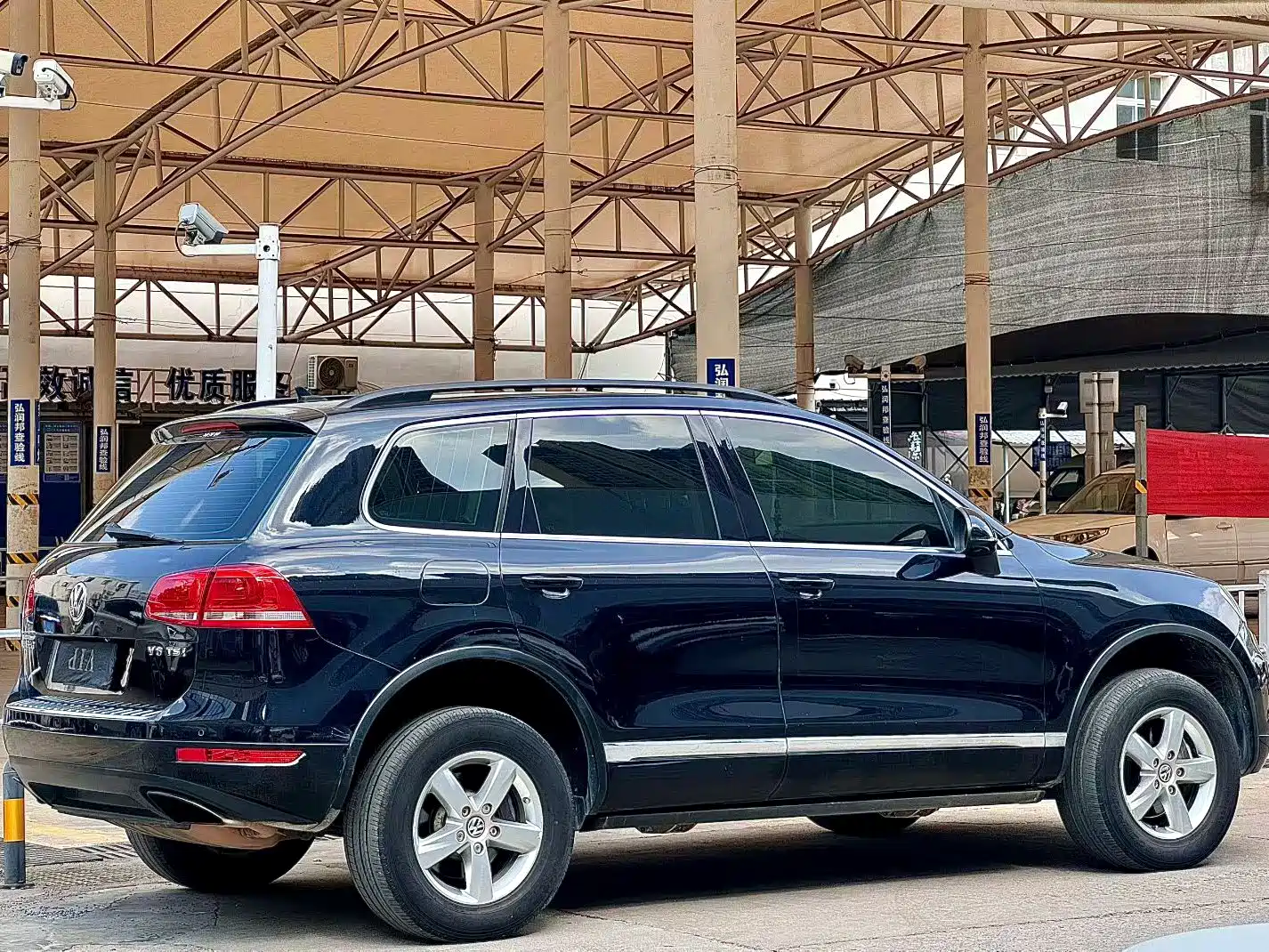 Фото 9 - Volkswagen Touareg
