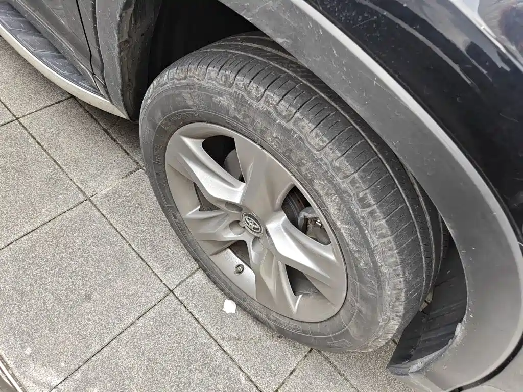 صورة 24 - Toyota Highlander