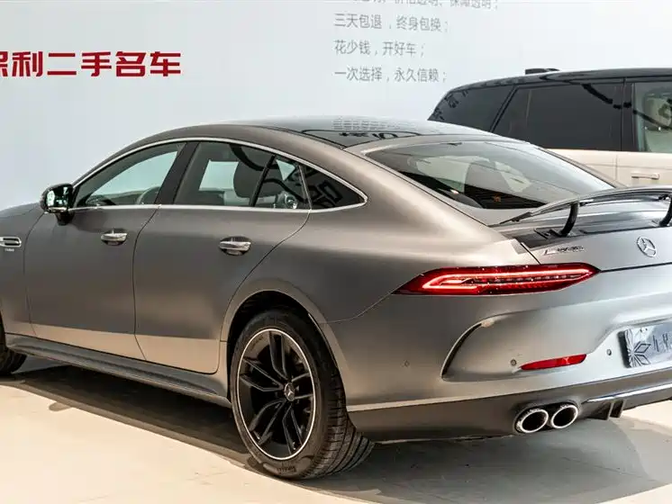 MERCEDES-BENZ AMG GT