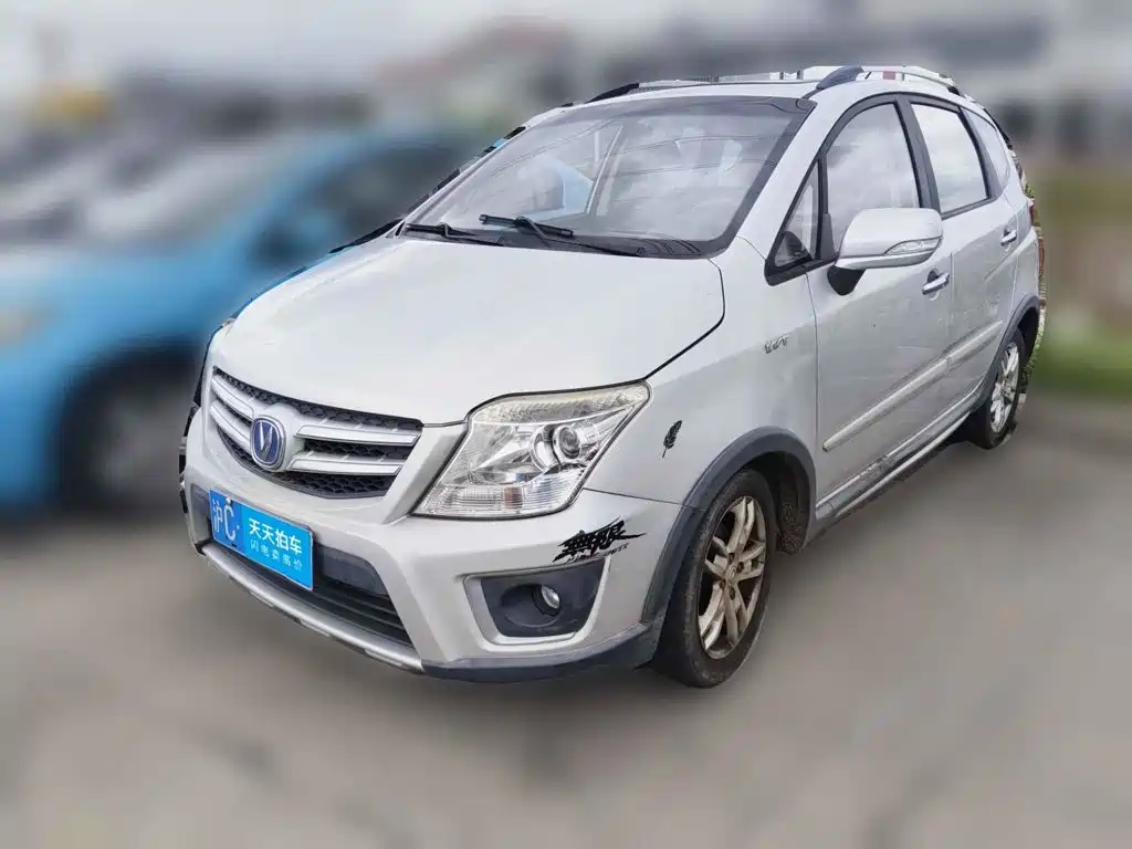 Changan CX20 2015 2014 1.4L IMT Sunroof Navigation China IV