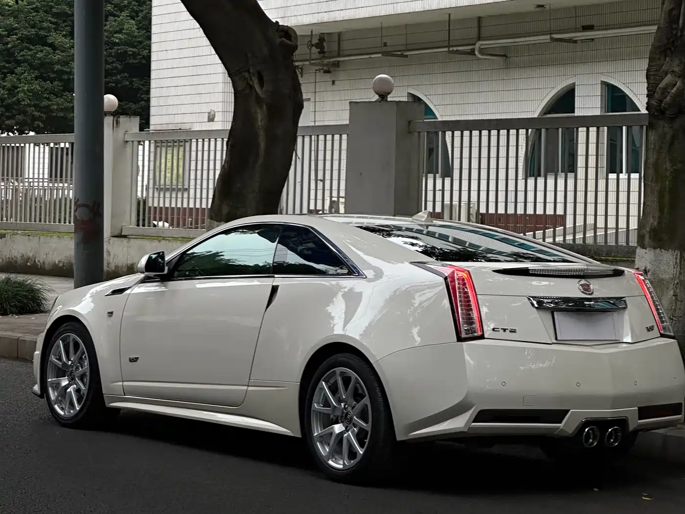 Cadillac CTS (Import) 2012 6.2L CTS-V COUPE фото 3
