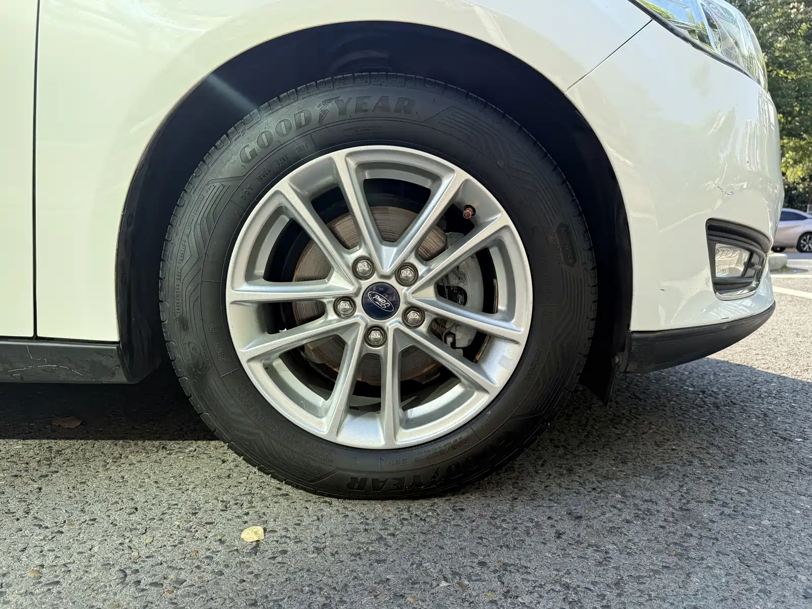 Фото 7 - Ford Focus