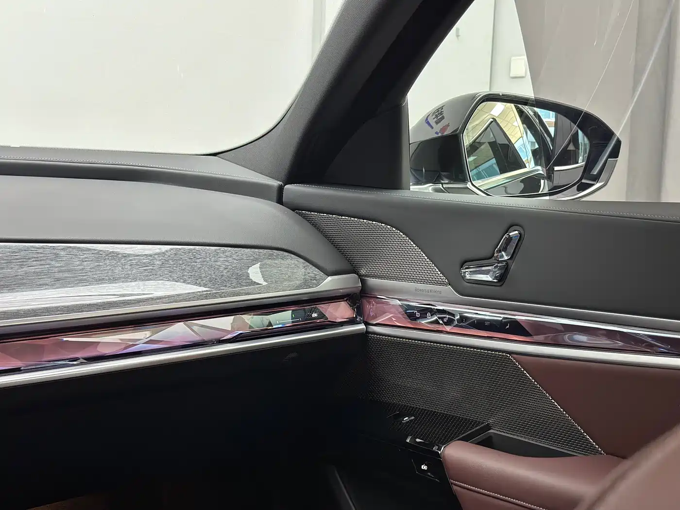 BMW 7 Series 2023 2023 Model 740Li Premium Luxury Package