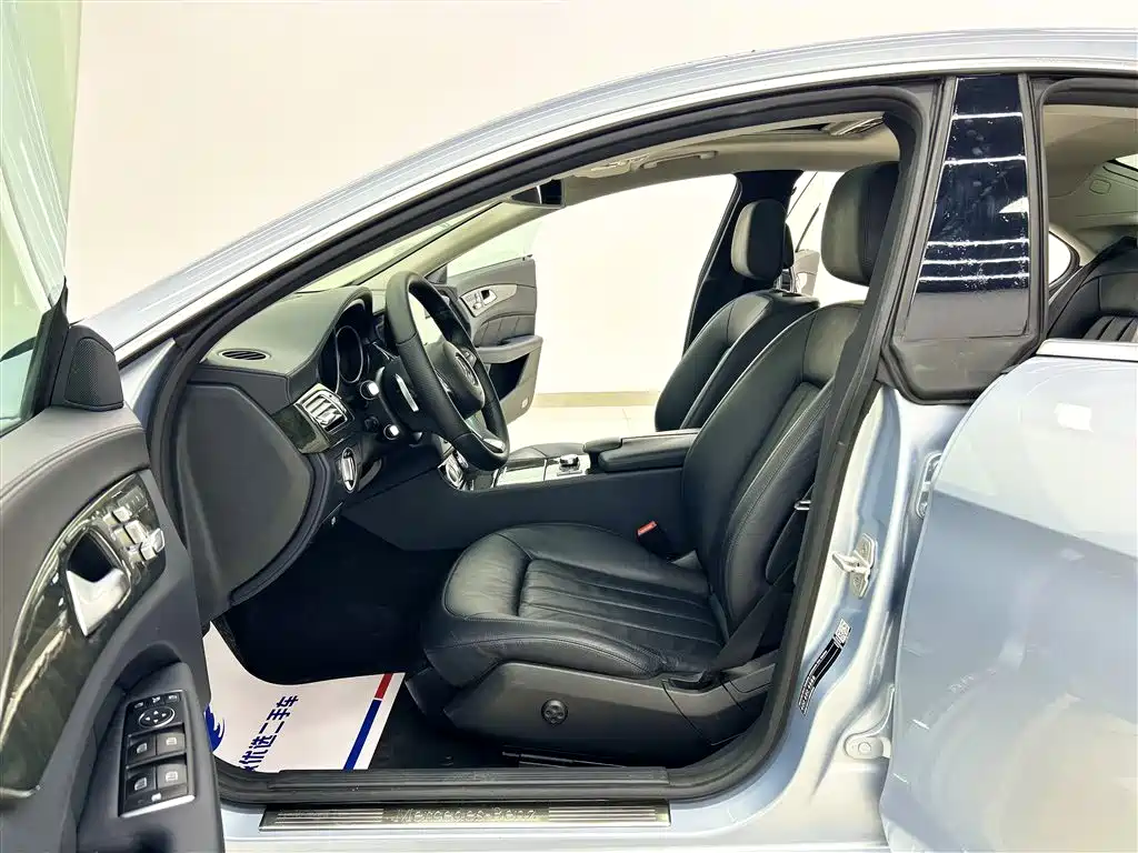 Mercedes-Benz CLS 2015 CLS 320 фото 4