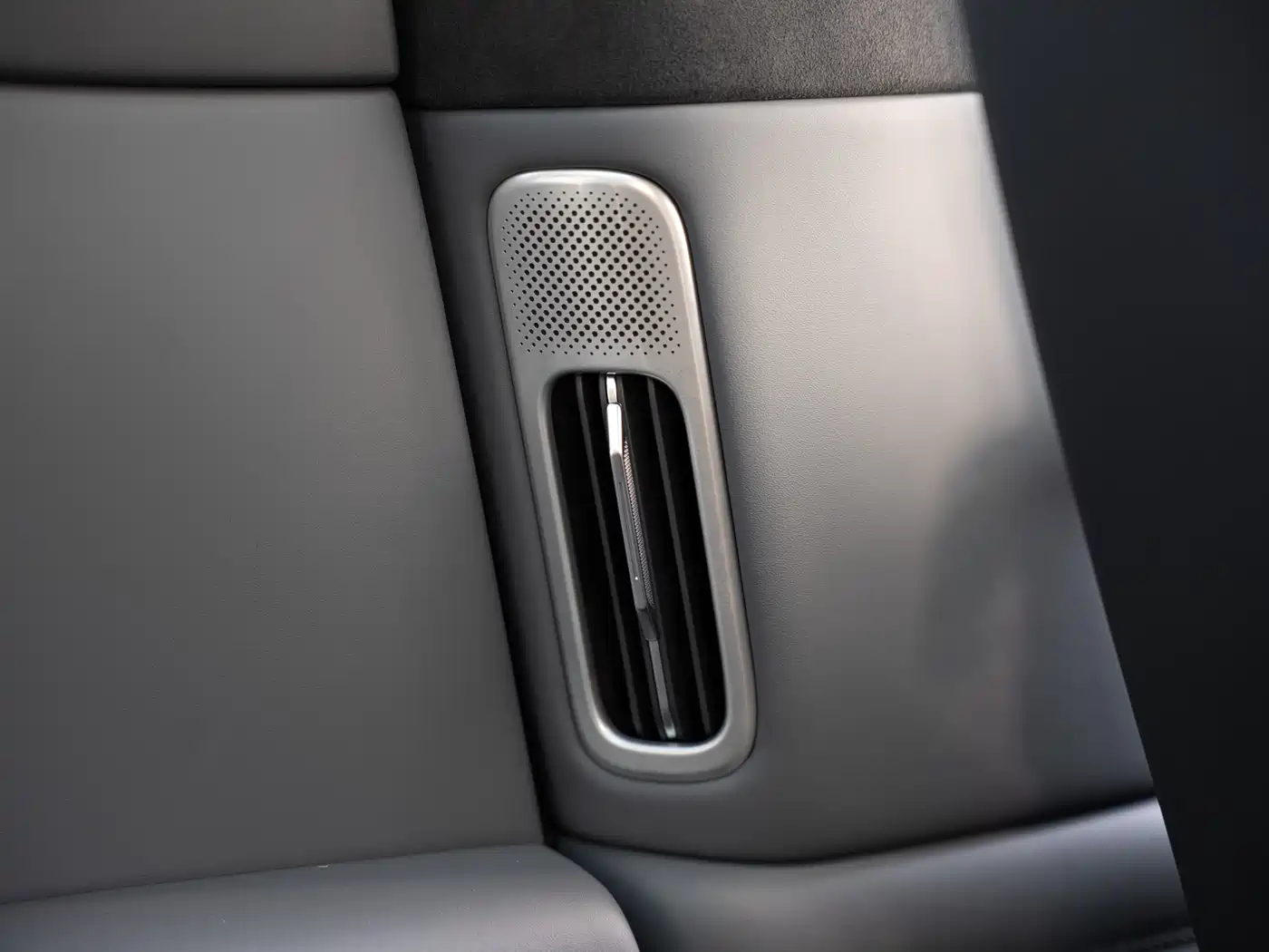 Xiaomi Auto Xiaomi YU7 2025 Ultra Long Range High Performance AWD Max Edition фото 16