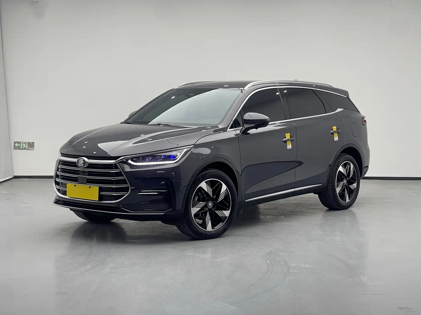BYD Tang New Energy 2023 Model DM-i Champion Edition 112KM Deluxe