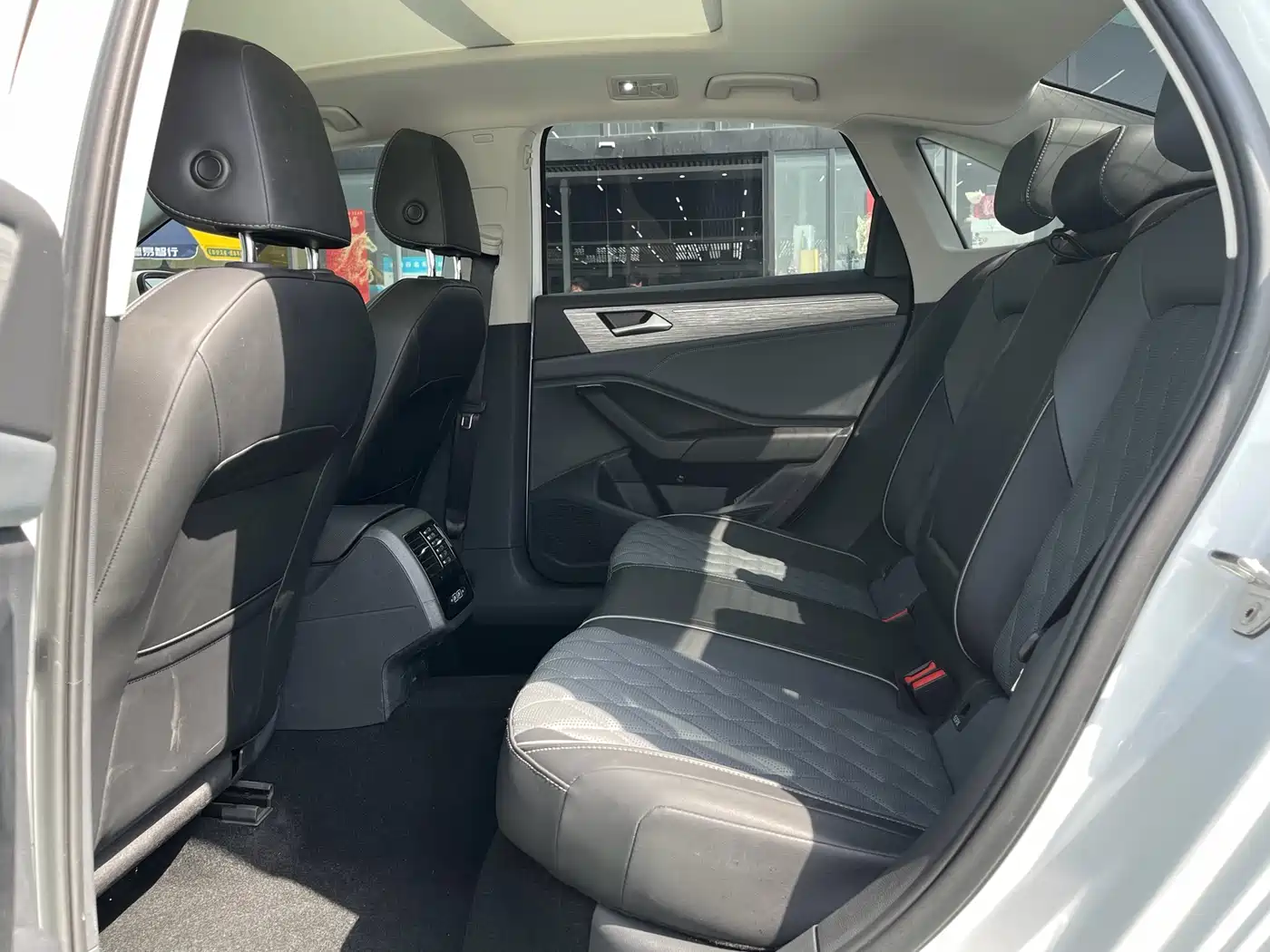Volkswagen Sagitar 2025 300TSI DSG Surpass Edition фото 6
