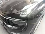 Фото 24 - Lynk & Co 01