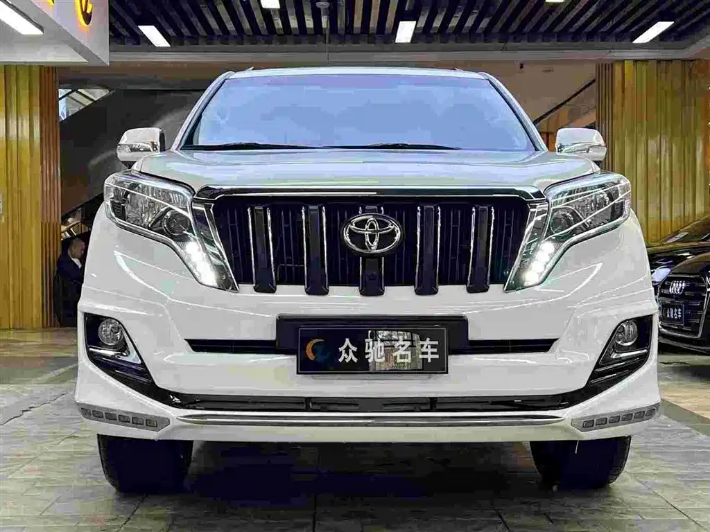 Toyota Prado 2015 2.7L Automatic Standard фото 2