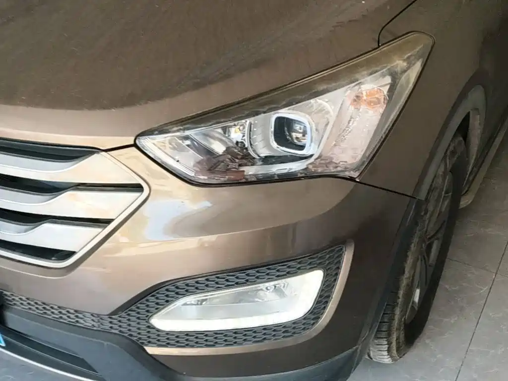 صورة 24 - Hyundai Santa Fe